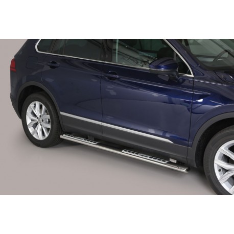 Estribos tubo Inox ovalados con pisantes TIGUAN desde 2017