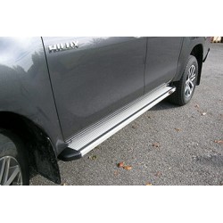 Estribos plataforma Aluminio STD HILUX REVO 2016- doble cabina